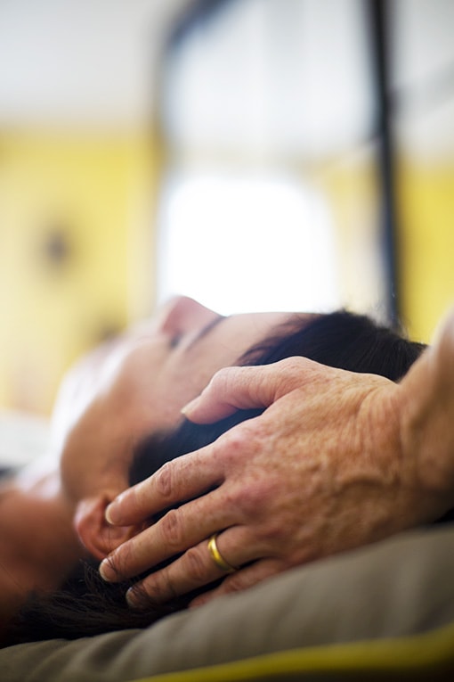 Reiki au niveau de la tête